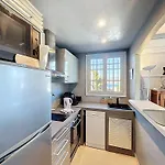 T2 Duplex Avec Climatisation Et Terrasse Proche De La - Fr-1-770-72 아파트 *
