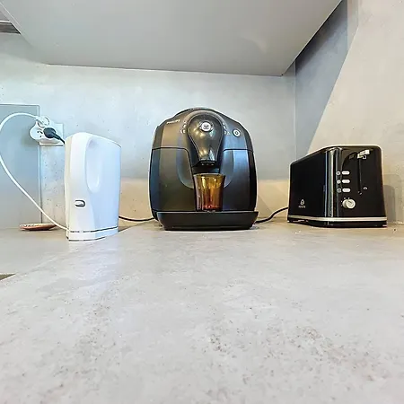 T2 Duplex Avec Climatisation Et Terrasse Proche De La - Fr-1-770-72 *