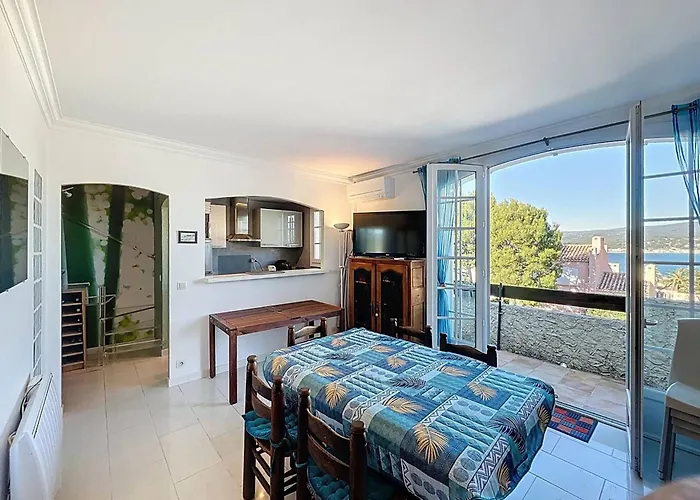T2 Duplex Avec Climatisation Et Terrasse Proche De La - Fr-1-770-72 * Les Lecques