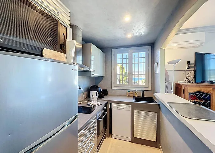 T2 Duplex Avec Climatisation Et Terrasse Proche De La - Fr-1-770-72 Apartamento *