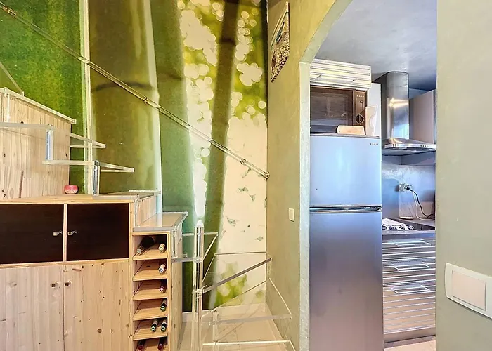 Apartamento T2 Duplex Avec Climatisation Et Terrasse Proche De La - Fr-1-770-72 *